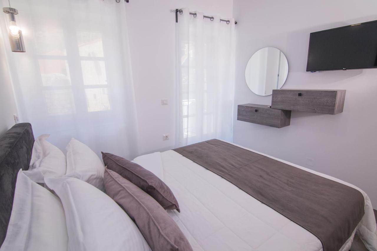 Ialemos Group Apartment Symi Exterior foto