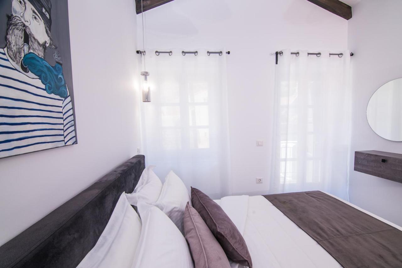 Ialemos Group Apartment Symi Exterior foto